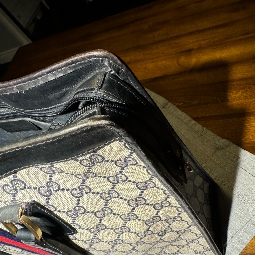 Vintage Gucci Sherry Line Accessory Collection Handbag - Navy - Picture 16 of 16